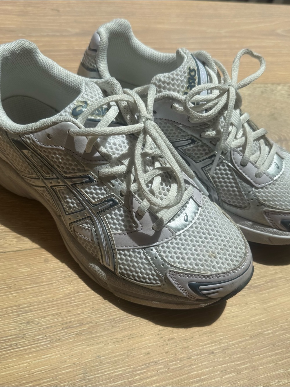 ASICS Gel-1130 in white and pure silver
